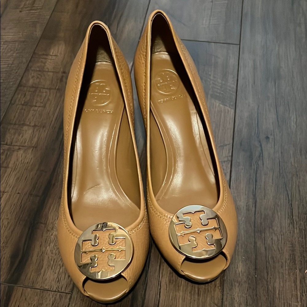 Tory Burch Tan Heels